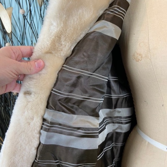 Vintage Faux Fur Winter Short Coat Medium - Picture 7 of 10